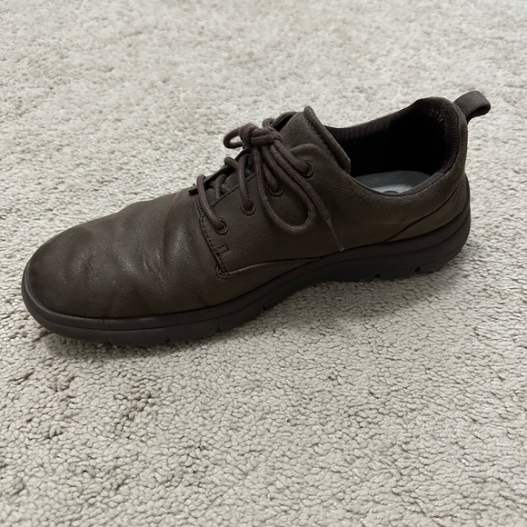Clarks dress shoes 9.5 main image 9